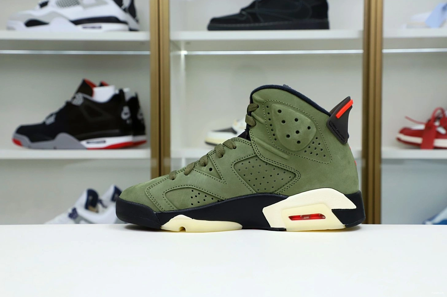 SCOTT X JORDAN TRAVIS 6 'OLIVE' AIR RETRO 1019